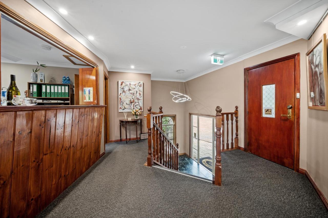 Oasis Inn Ulladulla - Welcoming Guests 18 Years And Older מראה חיצוני תמונה