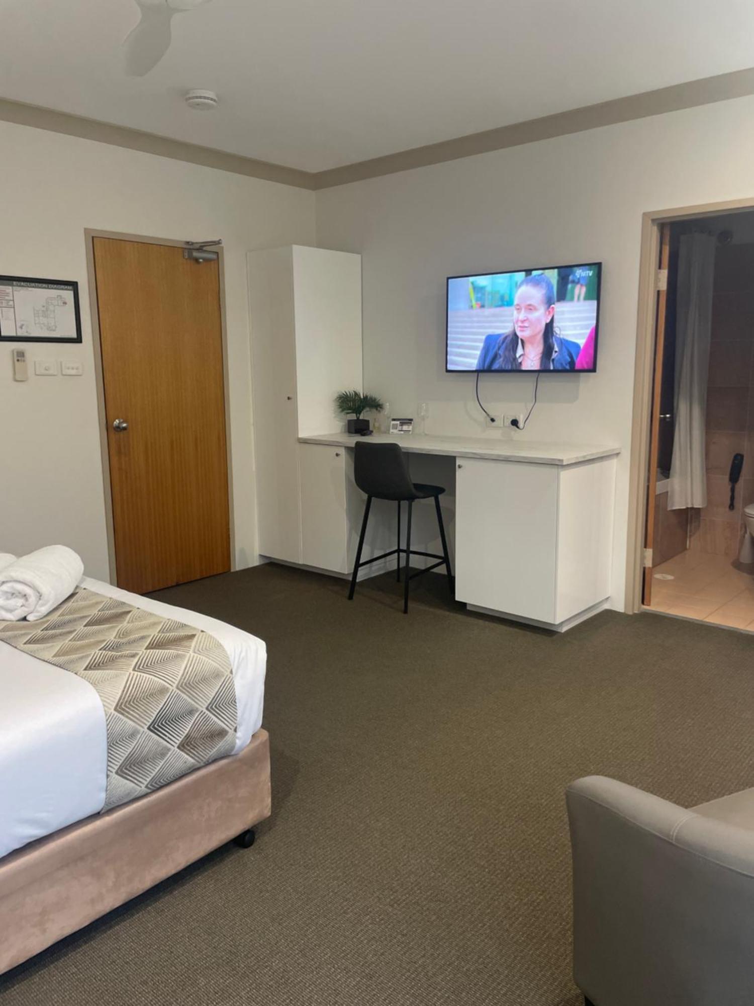 Oasis Inn Ulladulla - Welcoming Guests 18 Years And Older מראה חיצוני תמונה