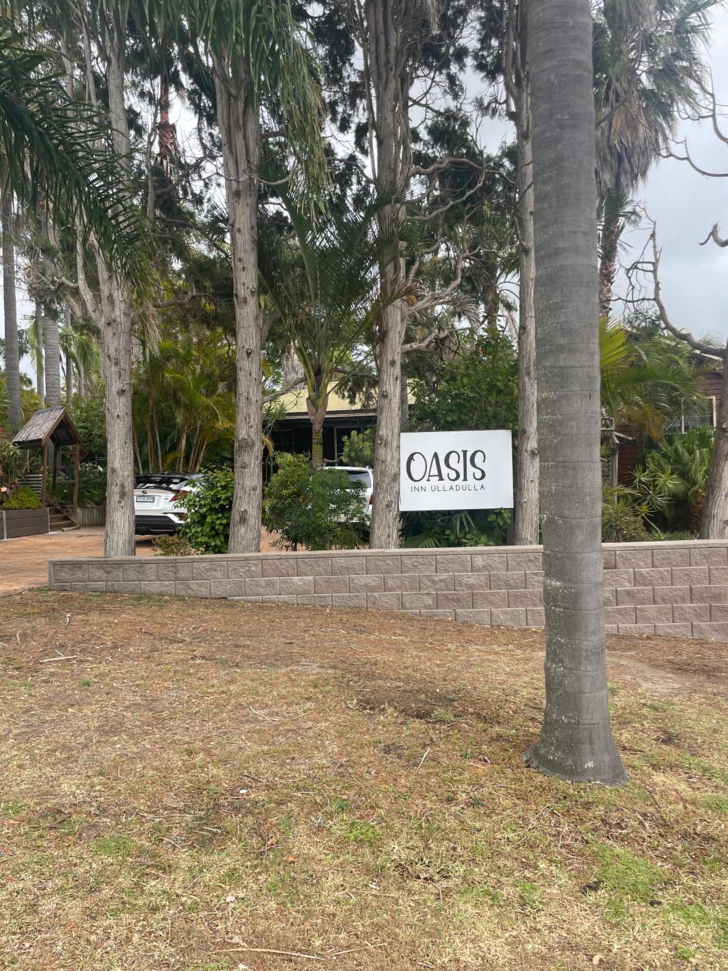 Oasis Inn Ulladulla - Welcoming Guests 18 Years And Older מראה חיצוני תמונה