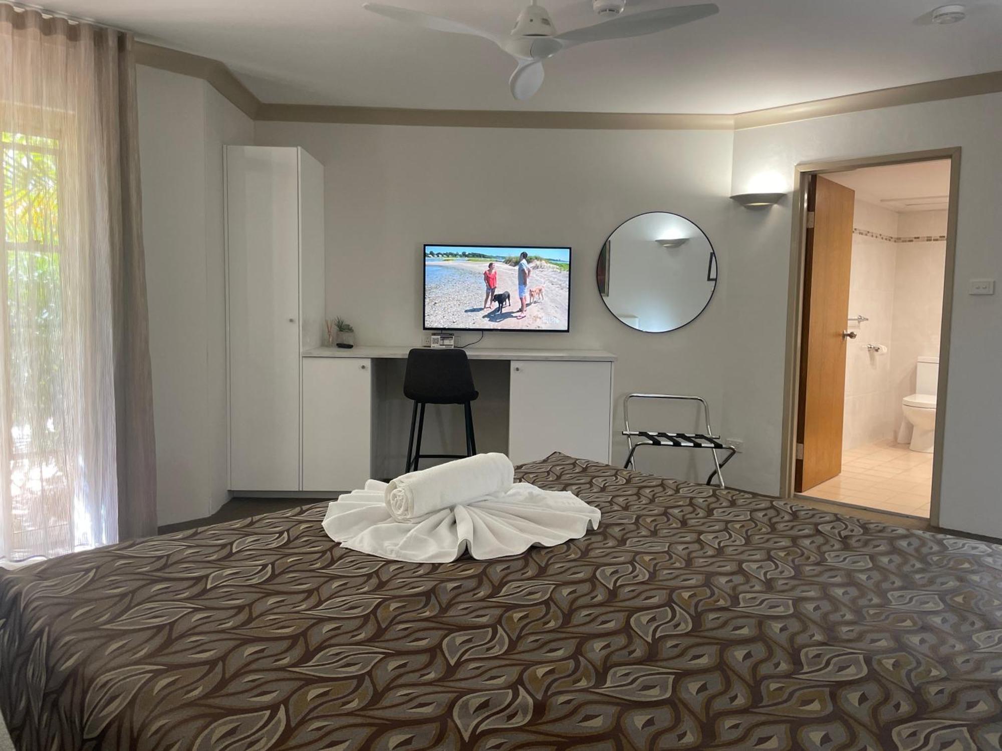Oasis Inn Ulladulla - Welcoming Guests 18 Years And Older מראה חיצוני תמונה