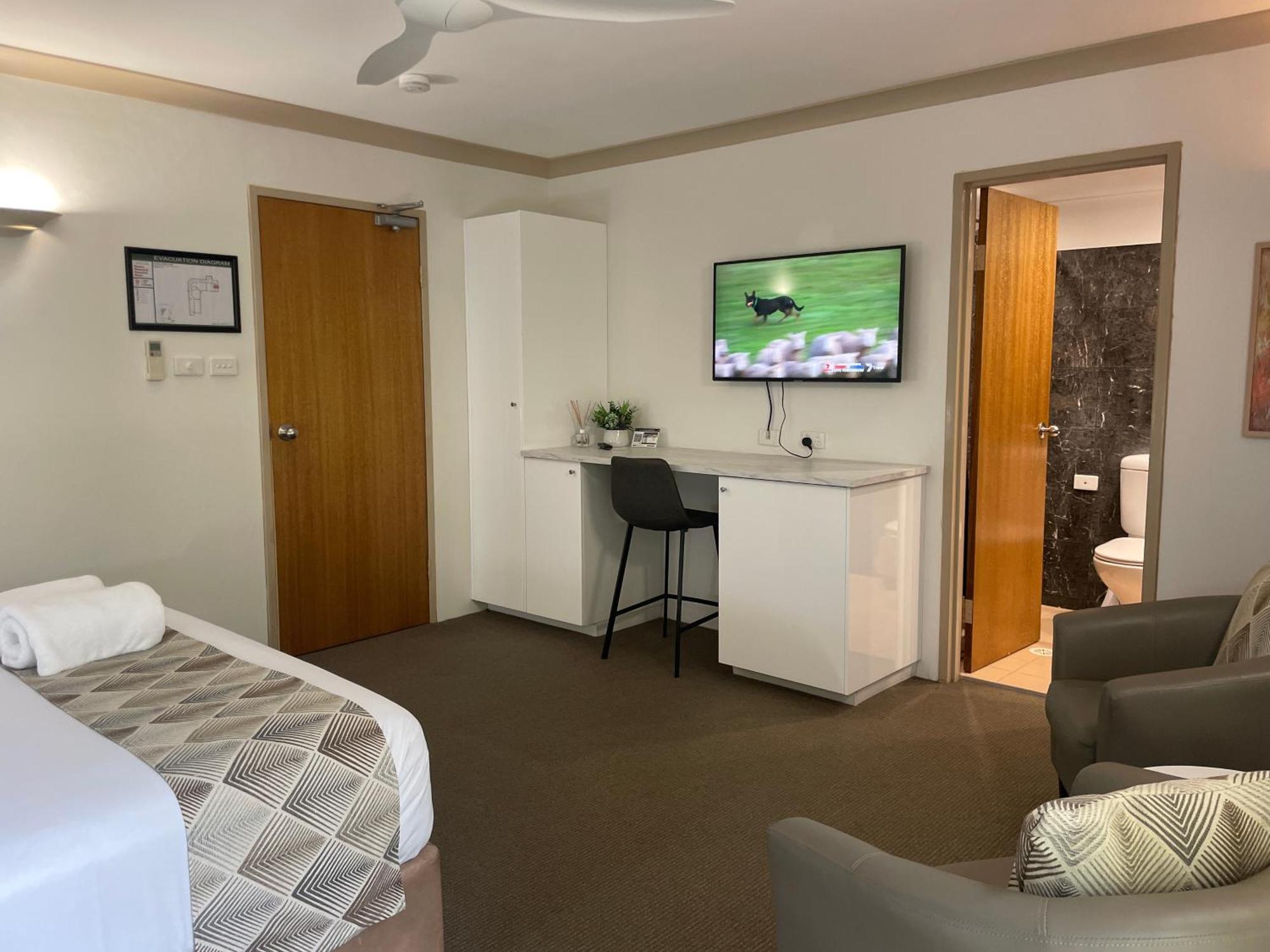 Oasis Inn Ulladulla - Welcoming Guests 18 Years And Older מראה חיצוני תמונה