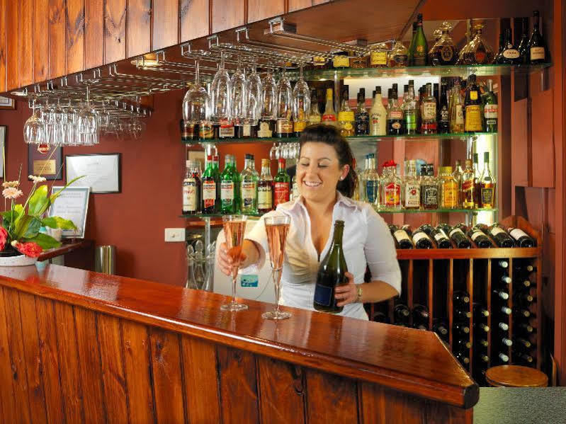 Oasis Inn Ulladulla - Welcoming Guests 18 Years And Older מראה חיצוני תמונה