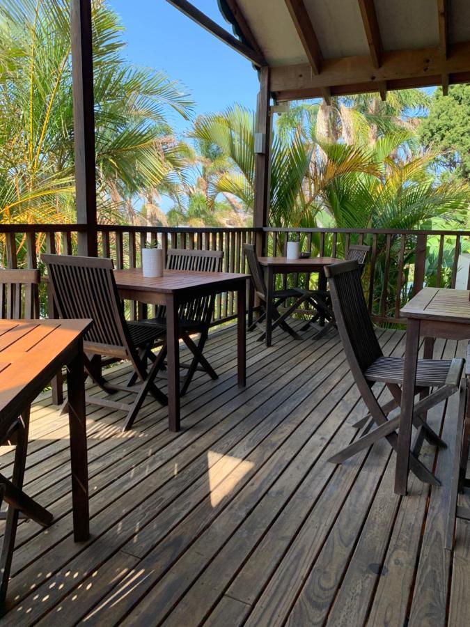 Oasis Inn Ulladulla - Welcoming Guests 18 Years And Older מראה חיצוני תמונה